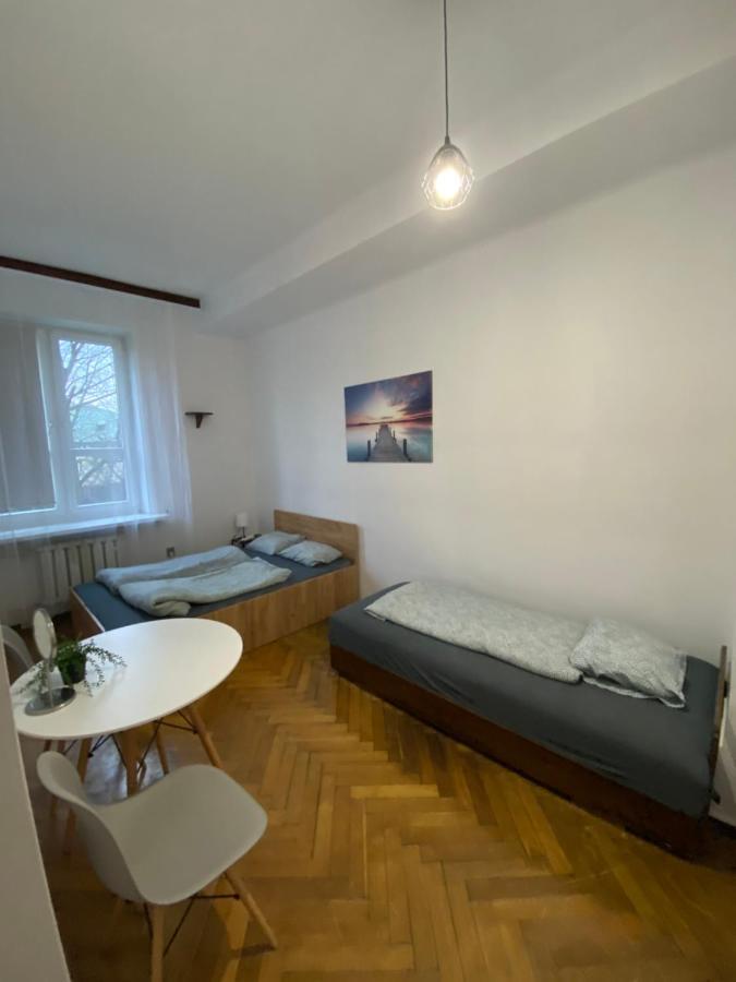 Classy In Old Town Apartment *